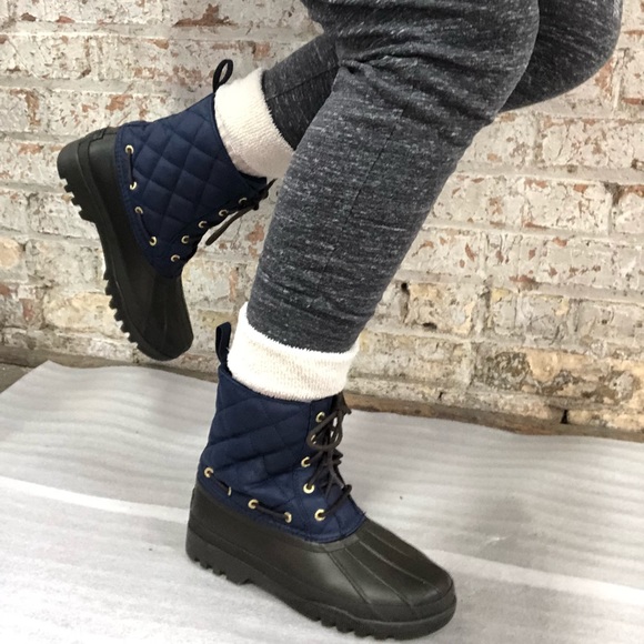 NIB Women’s Sperry Gosling Duck Boot Navy - Picture 7 of 8